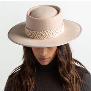 OLIVE & PIQUE Ella Printed Blush Tan Tribal Trim Womens Gambler Wool BOHO Hat